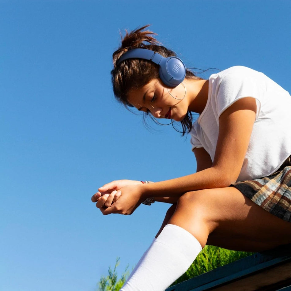 JBL Tune 520BT Wireless On-Ear Pure Bass Sound, 57H Battery with Speed Charge, Hands-Free Call Headset - Blue