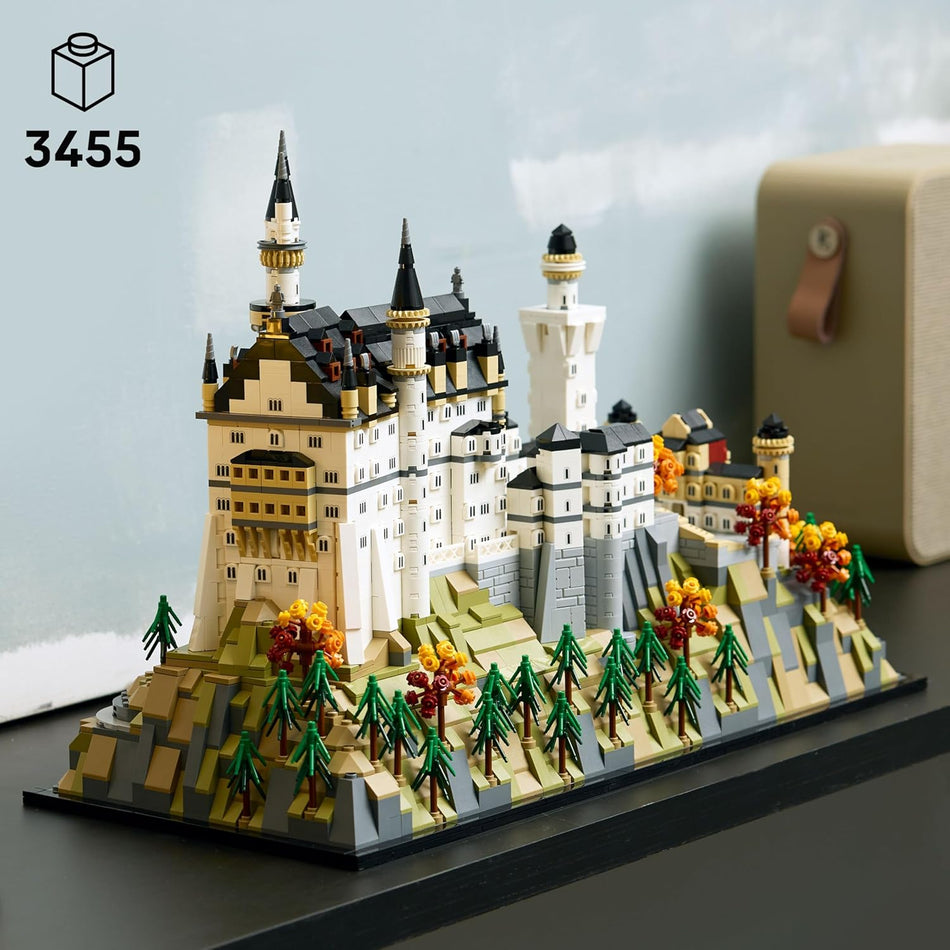 LEGO Architecture Neuschwanstein Castle Building Set - Collectible Bavarian Castle Model Kit for Adults, Ages 18+ - Home & Office Display Decor - Gift for Men & Women - 21063 (3,455 Pieces)