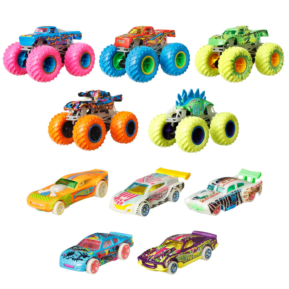 Mattel Hot Wheels Monster Trucks Glow in the Dark Multi-Pack Vehicle Bundle (HCB57)