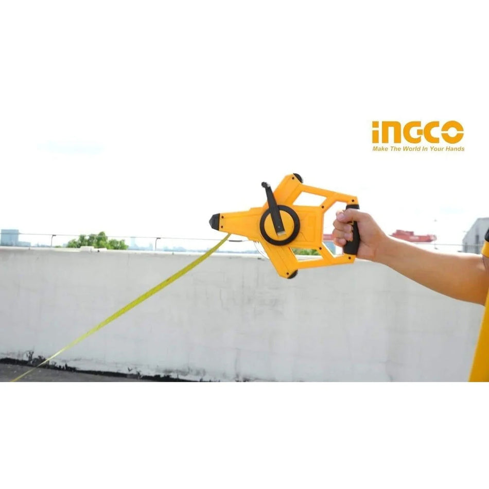 INGCO 50m x 12.5mm Long Fibreglass Open Frame Measuring Tape (Dizmètre / Mètre Ruban en Fibre de Verre) – 3:1 Fast Rewind Gear, Metric & Inch Markings, All-Rubber Impact Cover, and Ergonomic Handle (HFMT8350)