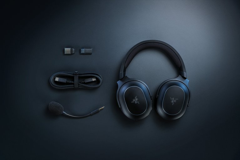 Razer Barracuda X Chroma Wireless Gaming Headset: 2.4GHz Wireless & Bluetooth - Lightweight - Chroma RGB - 40mm Drivers - Cardioid Mic - 70 Hr Battery - White